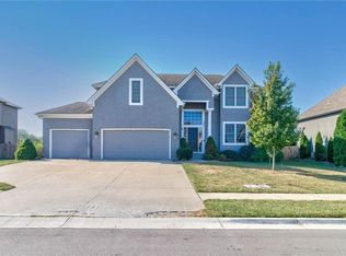 907 Kodiak St, Raymore, MO 64083