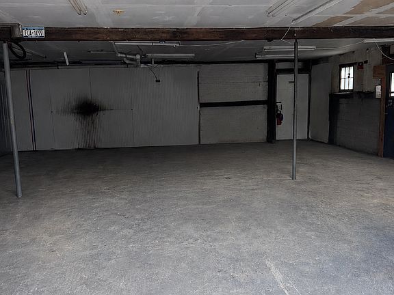 3rd image of 5240 Genesee St #5