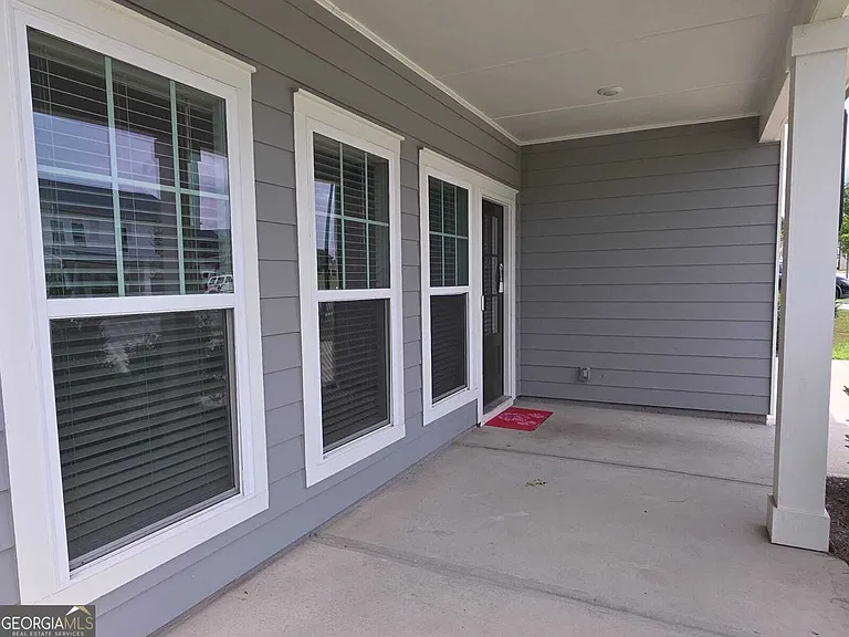 2048 Boxwood Cir — Photo 3