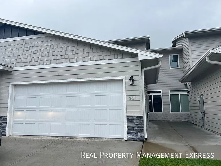 2415 E Copalis Pl — Photo 4
