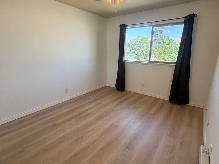 395 Sierra St #X — Photo 6