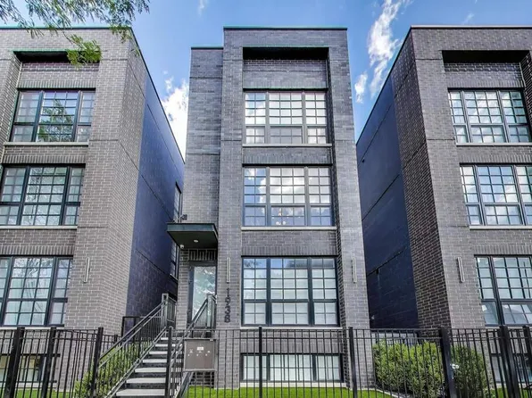 1938 W Belmont Ave #2, Chicago, IL 60657