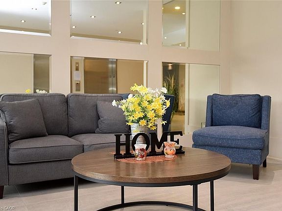 3rd image of 4040 Upper Middle Rd #105