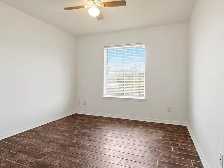 3104 Meadow St — Photo 16