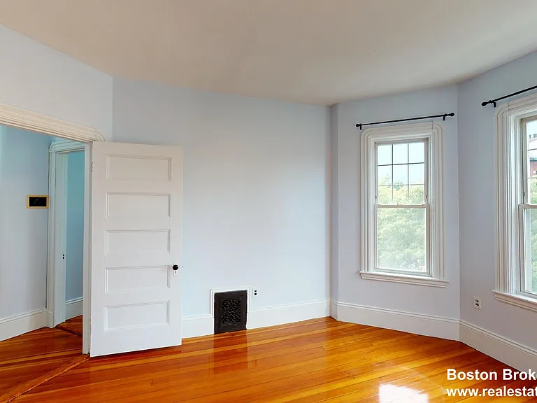 789 Columbia Rd #3 — Photo 7