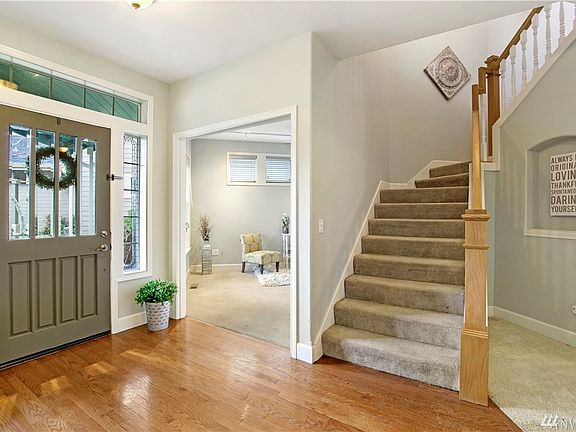 3rd image of 16814 139th Ave E
