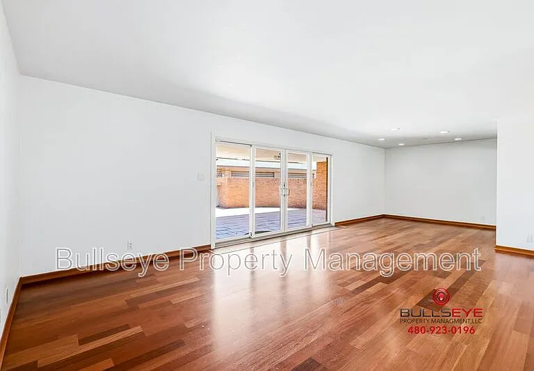 1617 W Flower Cir N — Photo 8