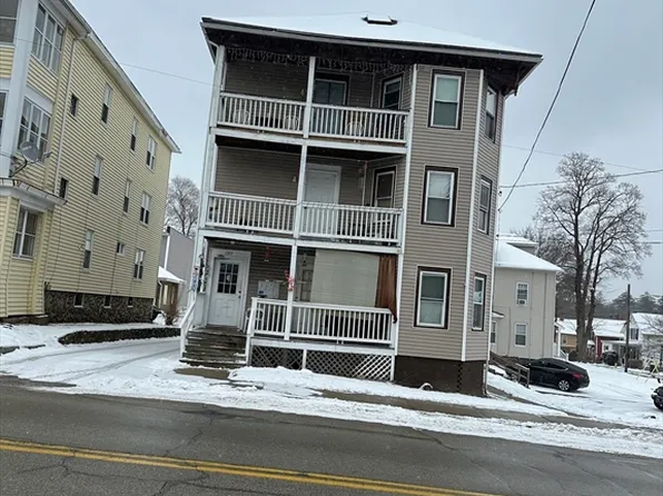 103 Elm St, Southbridge, MA 01550