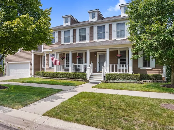 43064 Emerson Way, Novi, MI 48377