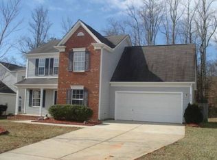 8734 Purple Thistle Ln, Charlotte, NC 28215