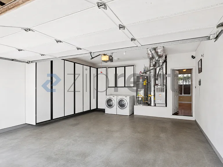 5830 Chambertin Dr — Photo 31