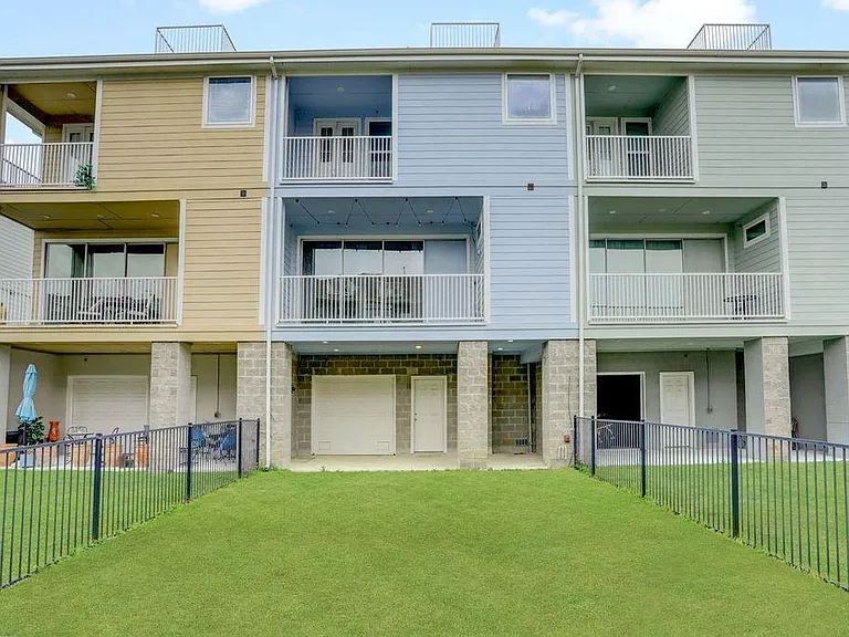 2714 Veranda Fls — Photo 34