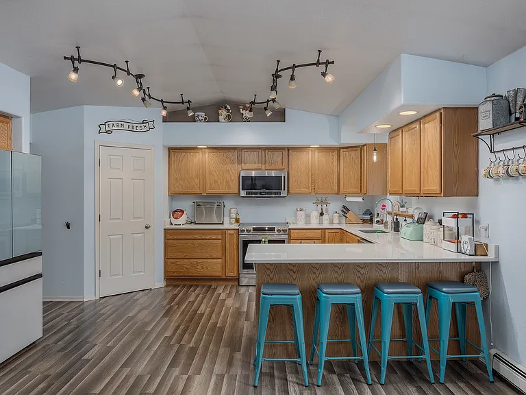 2331 Blue Sparkle Dr — Photo 4