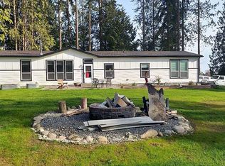1966 Hooker Rd, Sequim, WA 98382