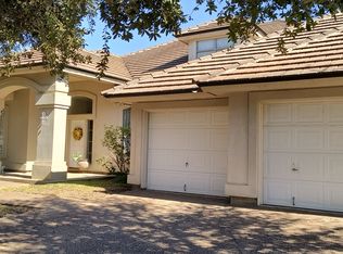 2303 Middlecoff Ln, Laredo, TX 78045