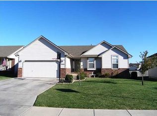 2242 E Curtis Ct, Derby, KS 67037