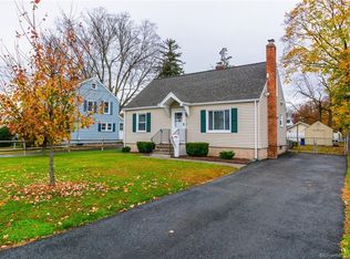 27 Hobart St, Meriden, CT 06451