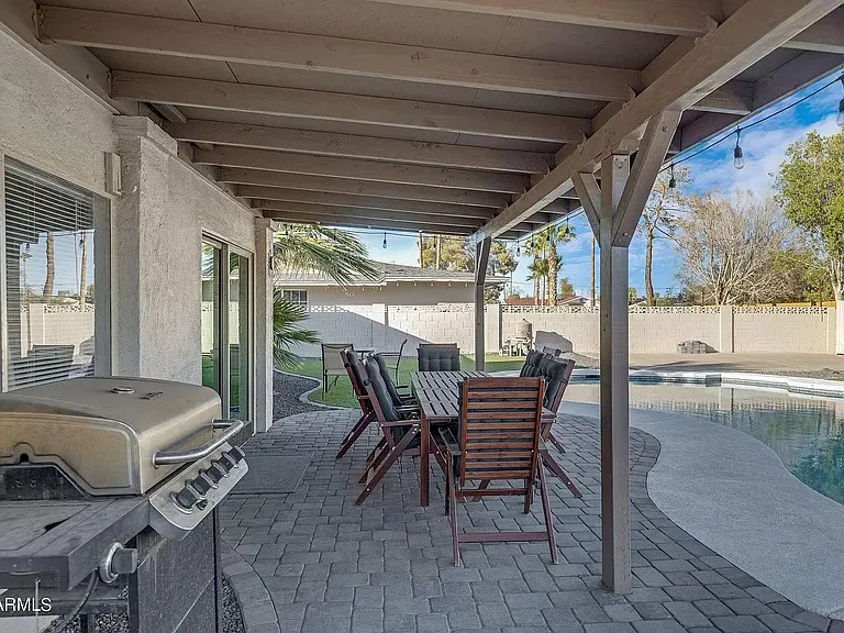 1834 E Alameda Dr — Photo 23