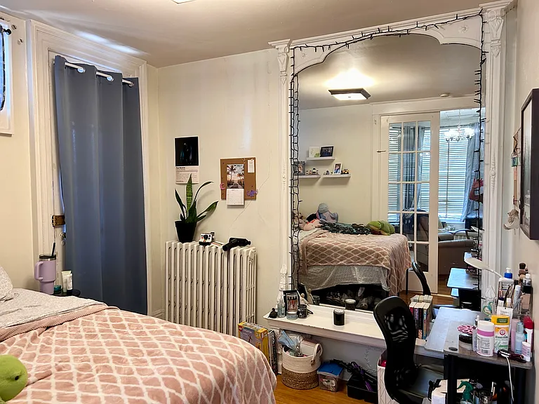 1154 Madison Ave #2 — Photo 16