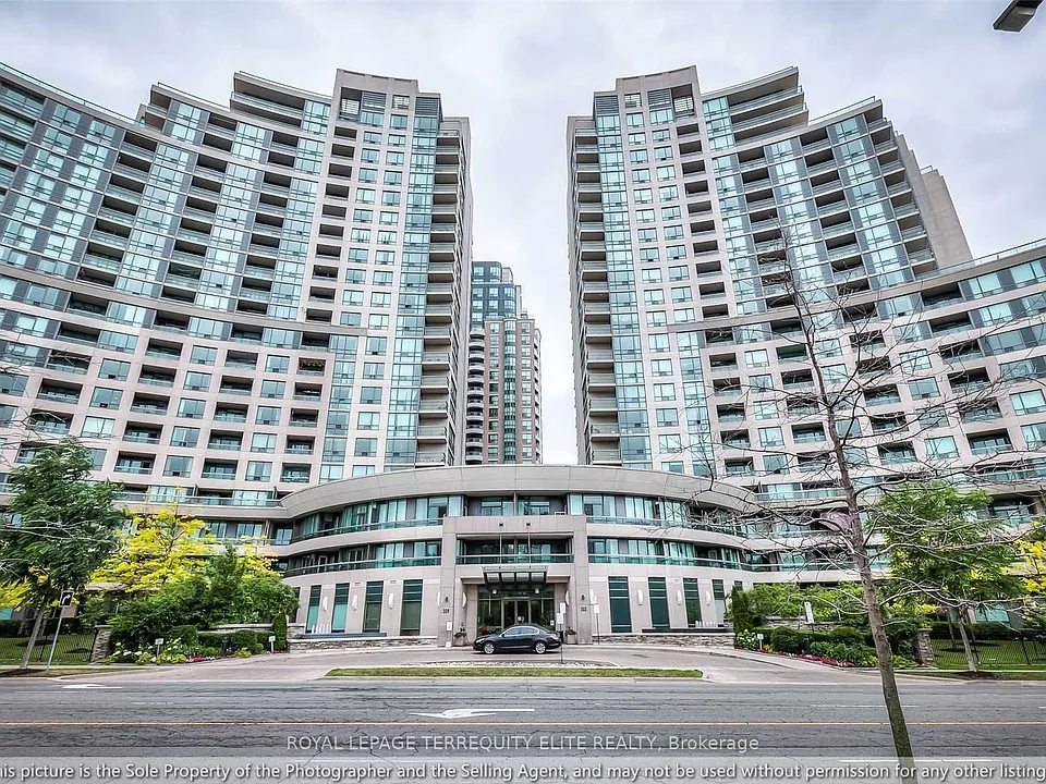 509 Beecroft Rd #105