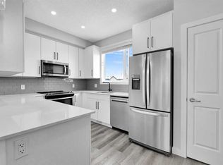 16 SE Evanscrest Park NW #512, Calgary, AB T3P1R3