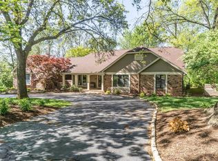 1608 Frontenac Woods Ct, Saint Louis, MO 63131