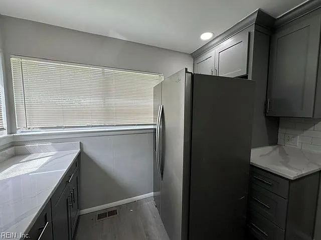 426 Beacon Hill Cir — Photo 12