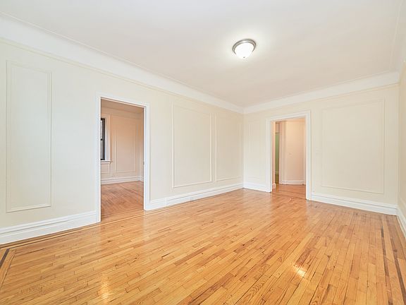 2nd image of 736 W 173rd St APT A22