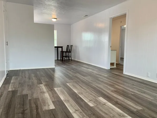 305 Thomas St APT 5, Denton, TX 76201