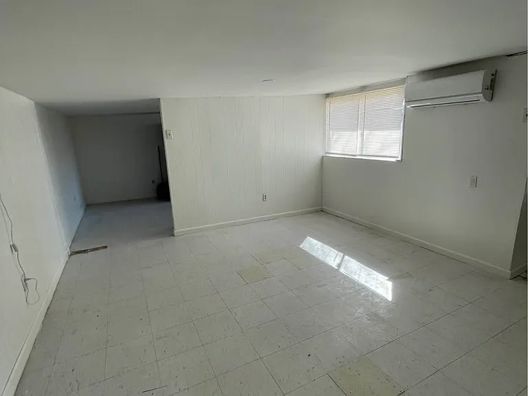 3425 Mountain Ave — Photo 5