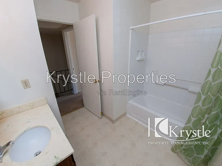 3366 Tennessee St #14 — Photo 10