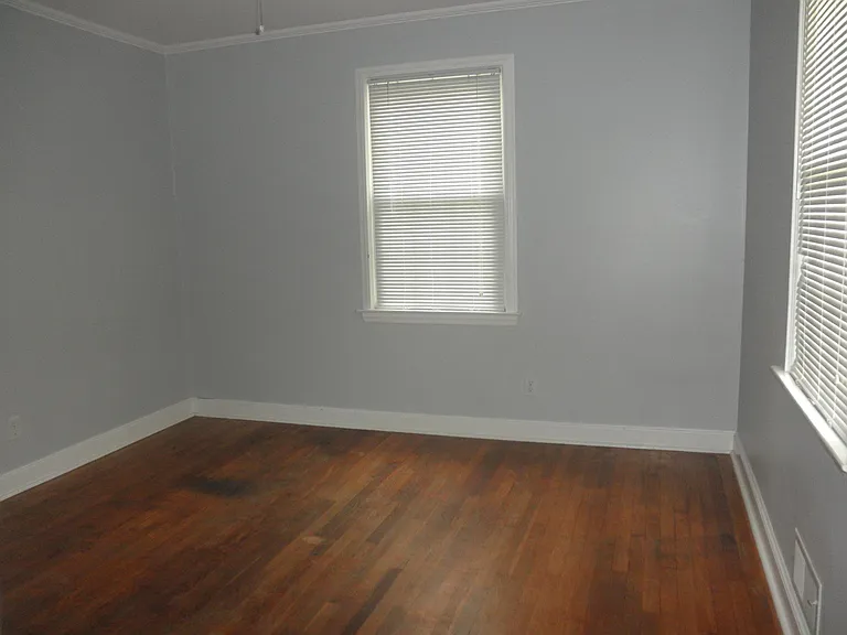 Med. BR-light blue Sherwin Williams
