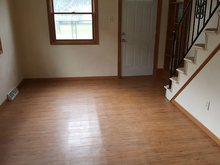 1539 E Mason St — Photo 2