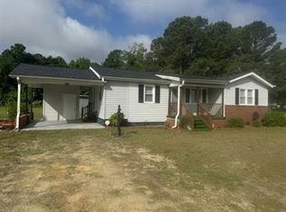 10150 Minnie Hall Rd, Salemburg, NC 28385