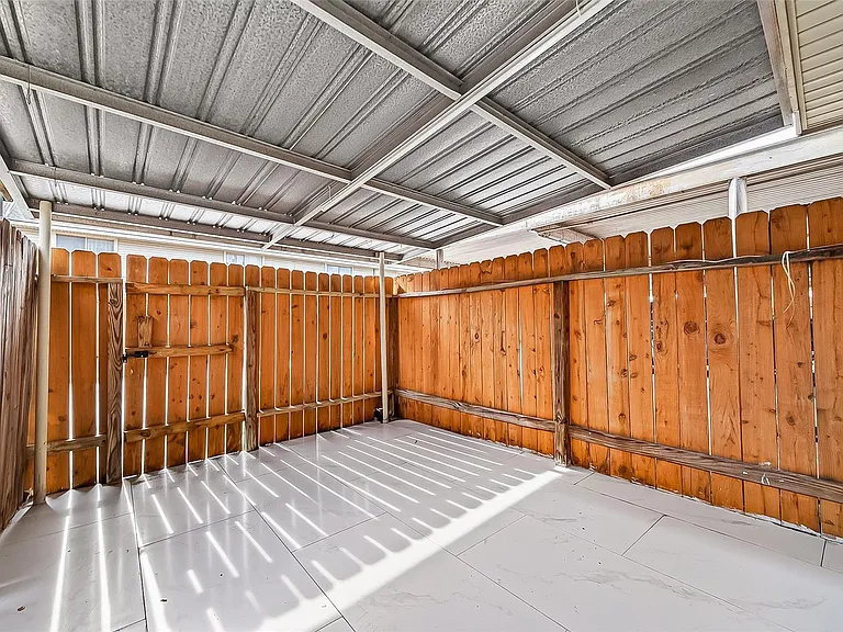 6649 De Moss Dr #649 — Photo 39