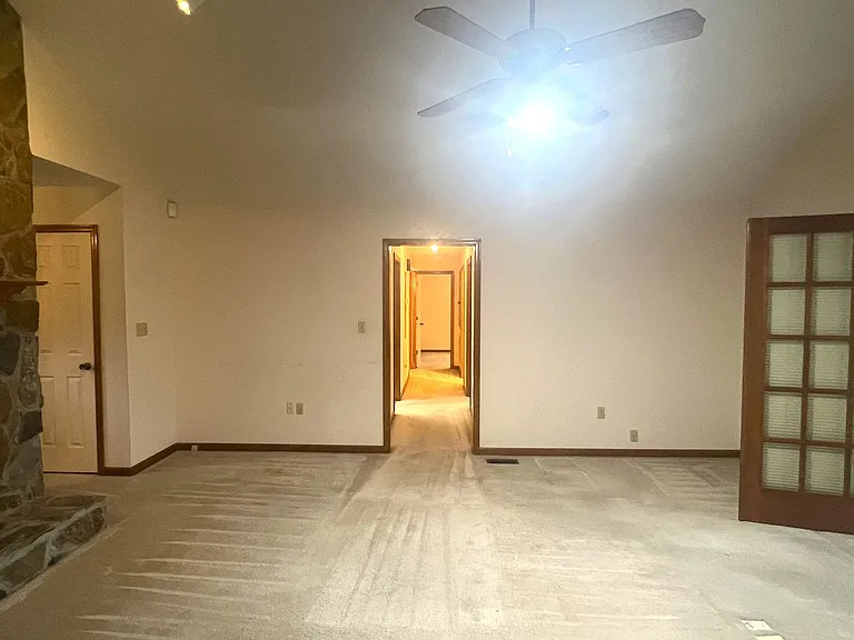 178 Woodard Rd — Photo 15