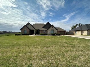614 Heritage Rd, Altus, OK 73521