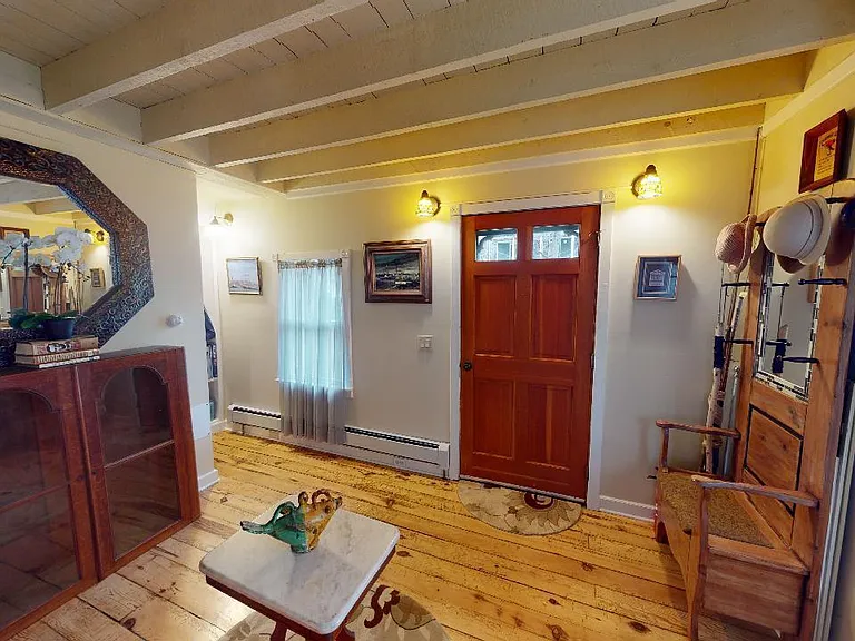 144 Sawkill Ave — Photo 18