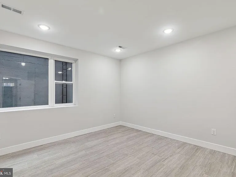 1840-42 N Gratz St #1 — Photo 12