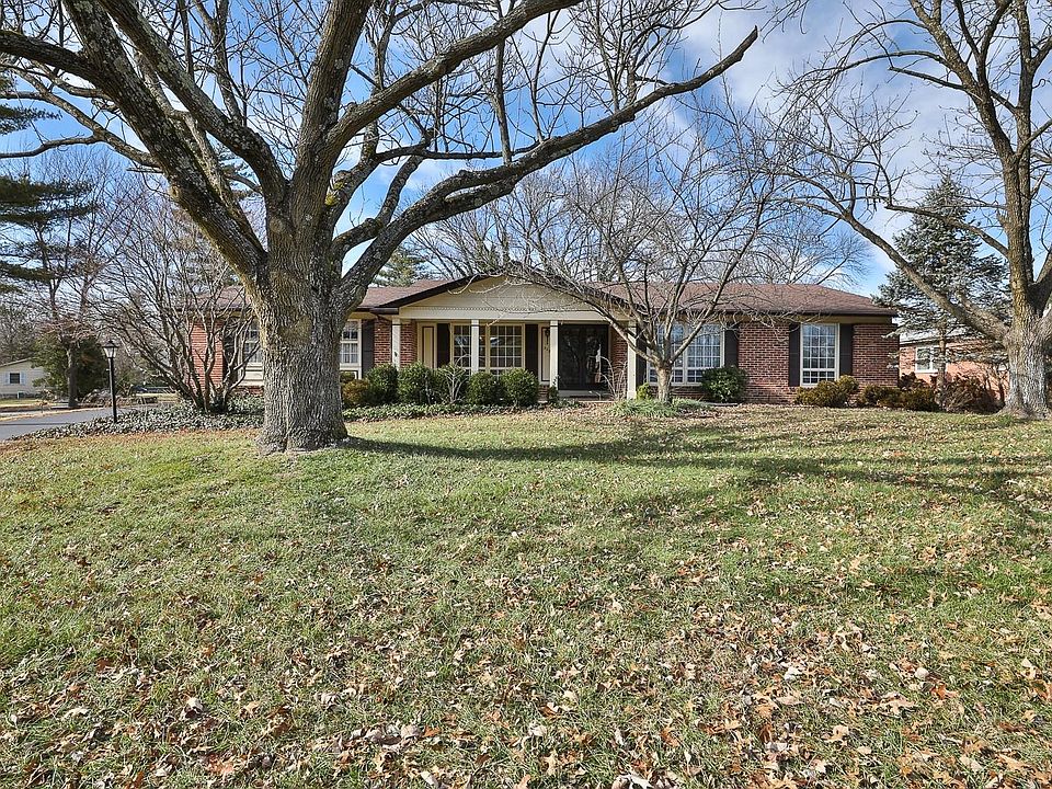 1st image of 323 Sudbury Ln