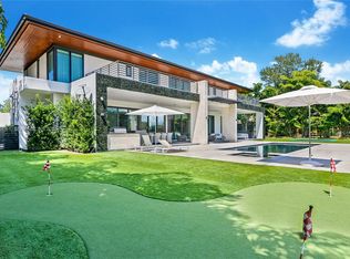 7210 S Prestwick Pl, Miami Lakes, FL 33014