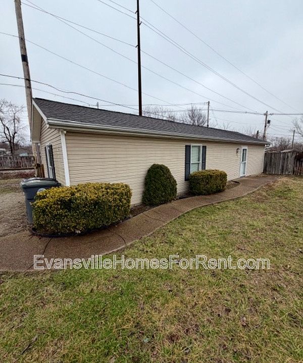 1st image of 306 S Elm Ave