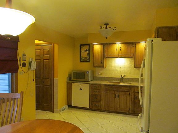 5th image of 7349 Dorothy Ln