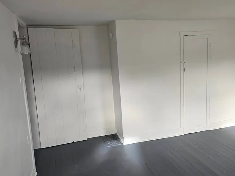 83 Andrewsville St — Photo 13
