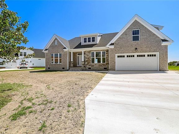 3rd image of 120 Colington Cir