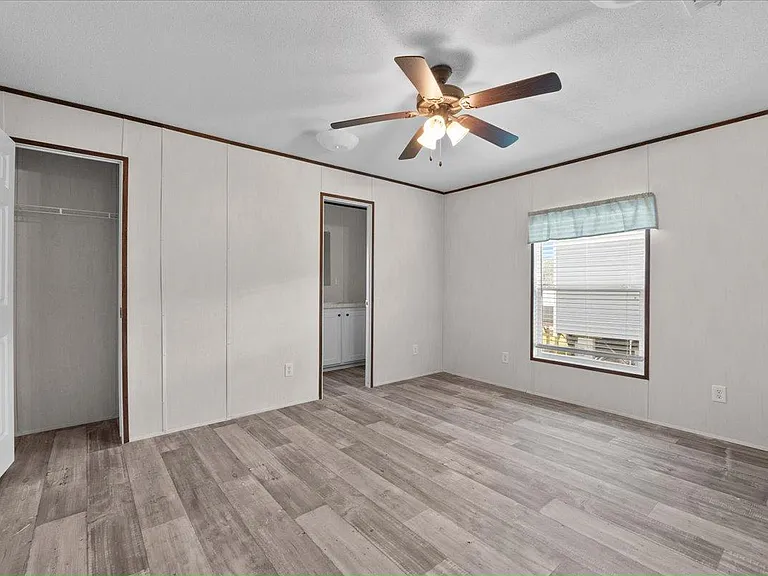 Auburndale Estates — Photo 21