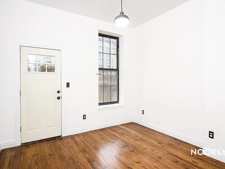 73 Jefferson St #1R — Photo 5