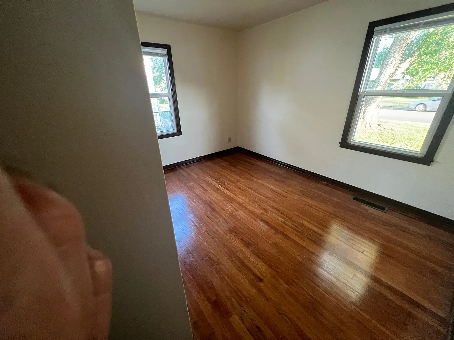3 bed, 864 sqft, $1,225 — Photo 4