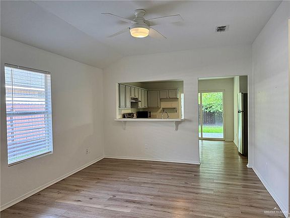 3rd image of 3503 San Esteban St