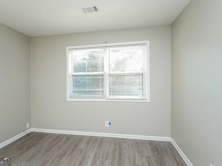 145 Clement Way SW — Photo 11